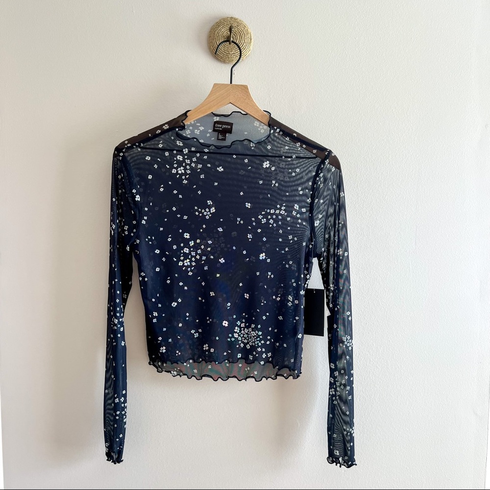 NWT Free Press Long Sleeve Top